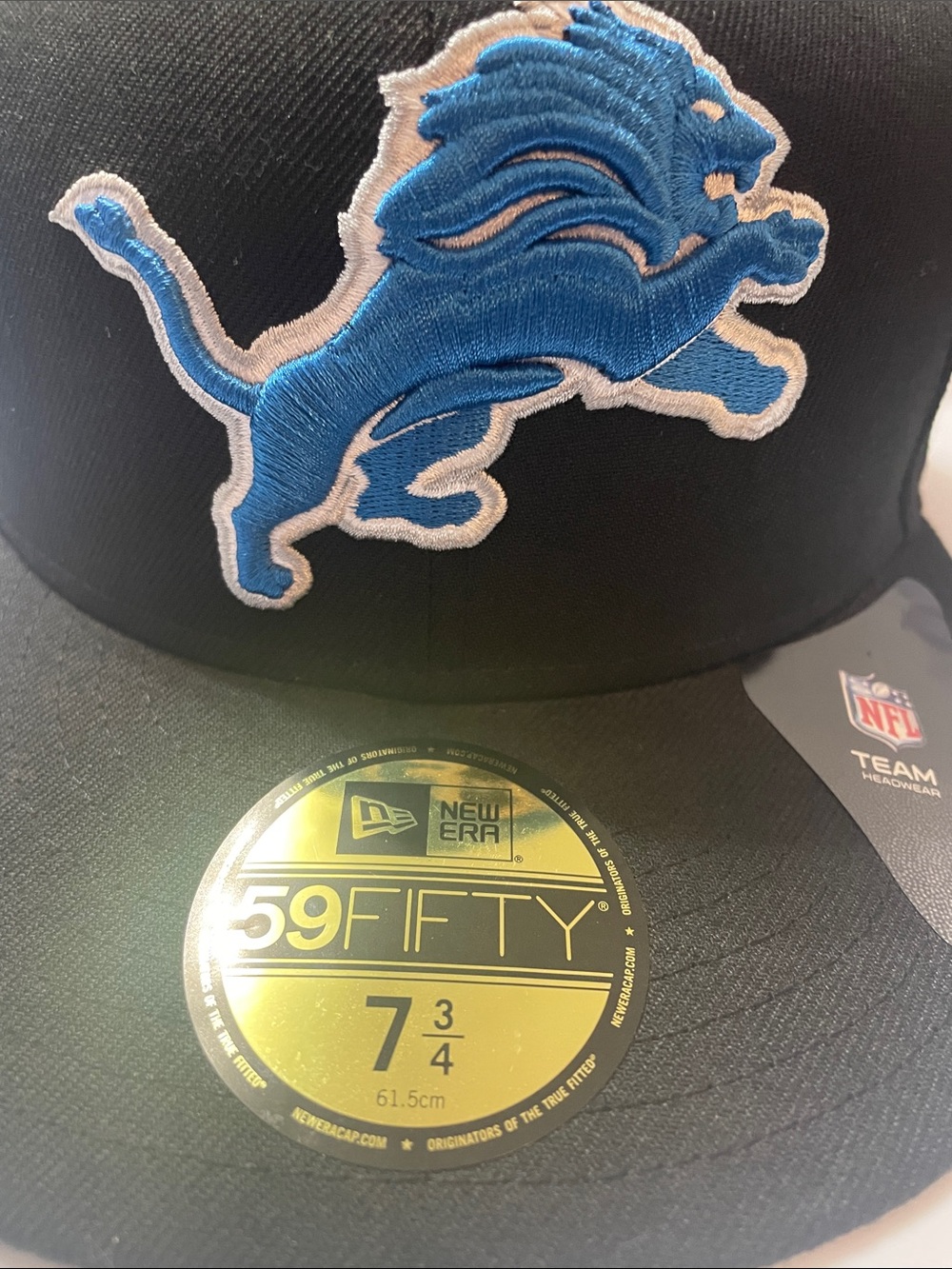 New Era Detroit Lions Black and Blue 59FIFTY Fitted Hat Sz. 7 3/4 NWT never worn